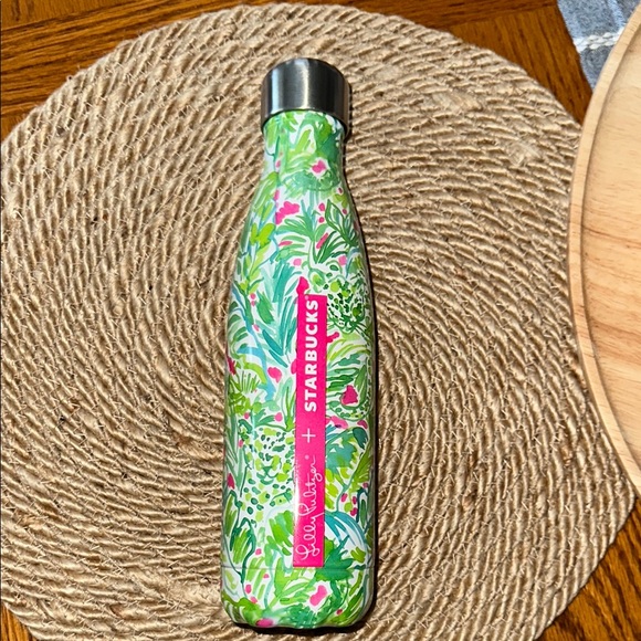 Swell Other - 17oz Lilly Pulitzer x Starbucks swell bottle